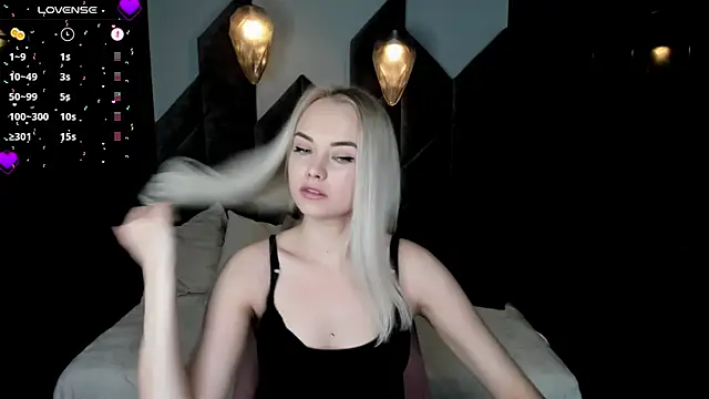 StephanieSweety online show from December 24, 2024, 11:22 pm