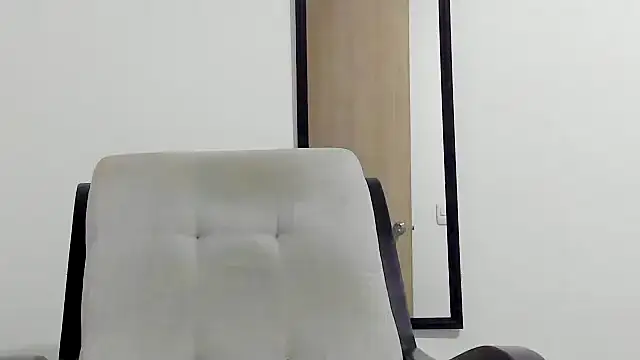 Sami Hotie1 online show from April 4, 2026, 1:59 am