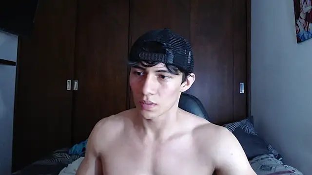 aresholland online show from December 15, 2024, 11:42 pm