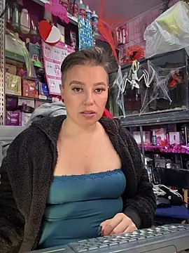 TamySweetness online show from November 2, 2025, 4:09 pm