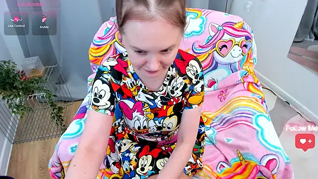 JannaVerdi  online show from April 7, 2026, 6:36 am