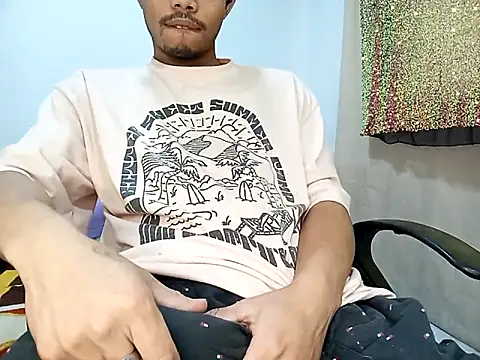 danidiazto2023 online show from March 22, 2025, 9:42 pm