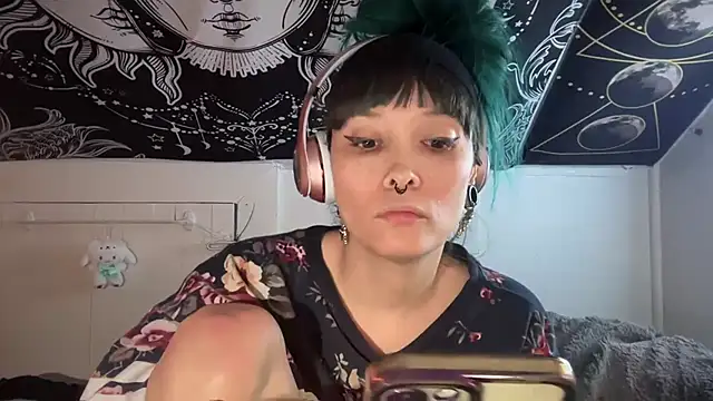 FRRANNKIE online show from January 26, 2025, 12:11 pm