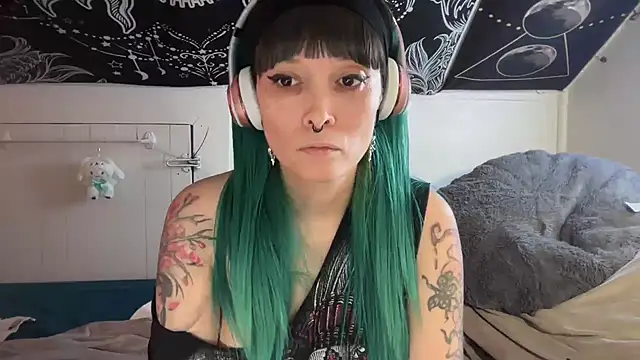 FRRANNKIE online show from February 2, 2025, 12:02 pm