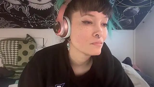 FRRANNKIE online show from March 22, 2025, 1:41 pm