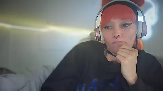 FRRANNKIE online show from October 18, 2025, 1:34 pm