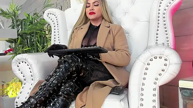 nicollette miller online show from January 22, 2025, 6:20 pm