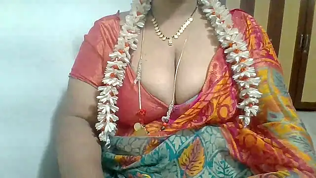 Snapshot of archanatelugu9 chatting on July 15, 2026, 12:49 am archanatelugu9 online show from July 15, 2026, 12:49 am