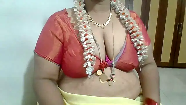 Snapshot of archanatelugu9 chatting on July 20, 2026, 3:58 pm archanatelugu9 online show from July 20, 2026, 3:58 pm
