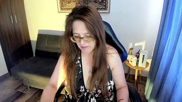 Ivette Shaira online show from April 13, 2026, 11:37 am