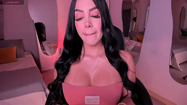 MileyCruz  online show from December 12, 2024, 4:04 am