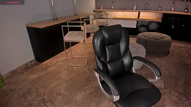 MileyCruz  online show from September 14, 2025, 11:31 am