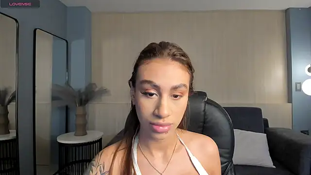 DannaCruz online show from September 28, 2025, 10:53 am