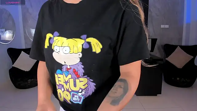 BiancaPierce online show from December 16, 2025, 11:59 am