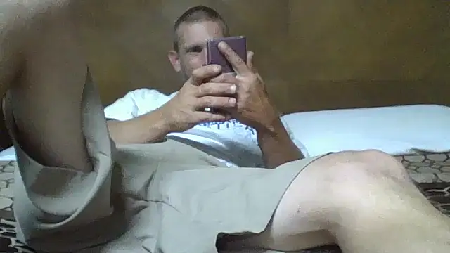 Snapshot of daddytim0 chatting on April 20, 2026, 2:14 am daddytim0 online show from April 20, 2026, 2:14 am