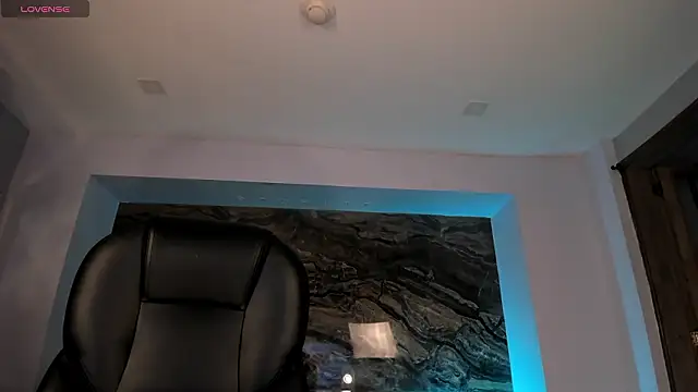 Snapshot of SophiePalmer chatting on February 8, 2026, 12:08 pm SophiePalmer online show from February 8, 2026, 12:08 pm