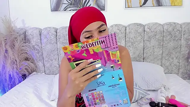 Snapshot of abby_gibson chatting on September 19, 2025, 6:52 pm abby gibson online show from September 19, 2025, 6:52 pm