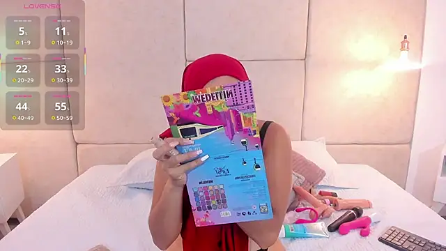 Snapshot of abby_gibson chatting on November 26, 2025, 6:53 pm abby gibson online show from November 26, 2025, 6:53 pm