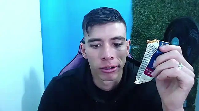 DEIBY BABY online show from December 16, 2024, 8:26 pm