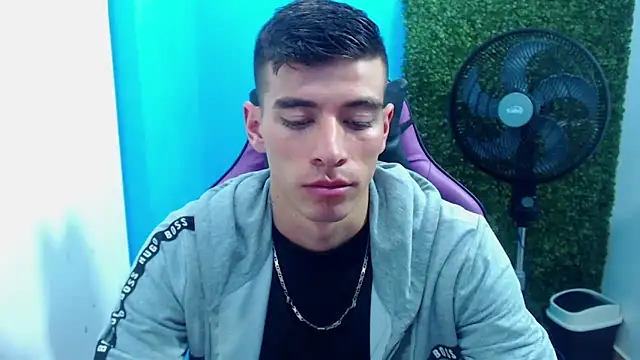 DEIBY BABY online show from December 28, 2024, 11:37 pm