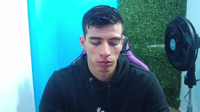 DEIBY BABY online show from January 9, 2025, 8:22 pm