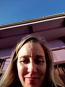 SkyelarSommer online show from February 20, 2025, 10:15 pm