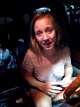 SkyelarSommer online show from March 2, 2025, 6:48 am