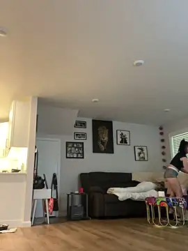 DominiqueX0 online show from September 9, 2025, 2:05 pm