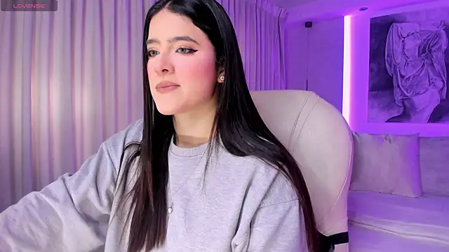 nathalie rivers online show from November 28, 2025, 11:35 am