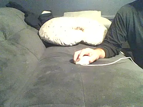 carlosxxx213 online show from May 3, 2026, 9:54 pm