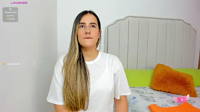 Hanna86 online show from March 3, 2025, 9:37 pm