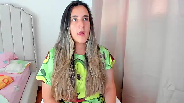 Hanna86 online show from September 19, 2025, 1:34 pm