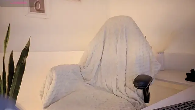 NebetColin online show from March 27, 2026, 7:57 pm