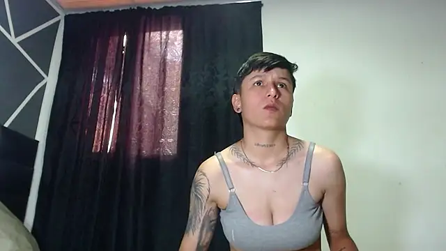 Tamarahryan online show from February 15, 2025, 6:23 pm