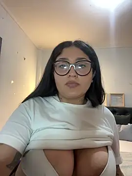 croftsmila online show from March 10, 2026, 12:04 am