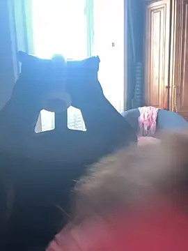 LaPetitechienne1 online show from January 26, 2025, 10:23 am