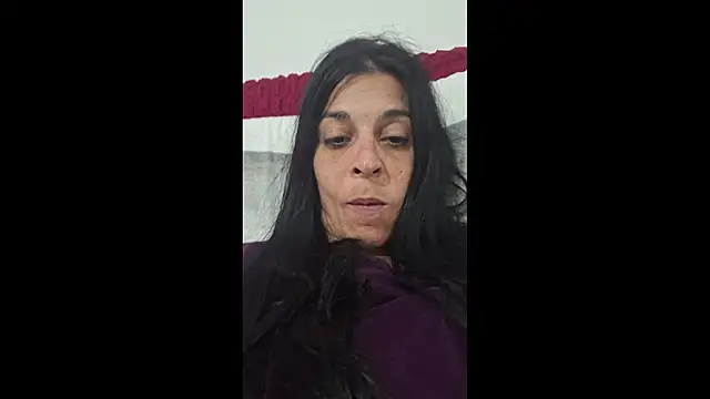 Snapshot of patatinahot87 chatting on January 6, 2026, 5:49 pm patatinahot87 online show from January 6, 2026, 5:49 pm