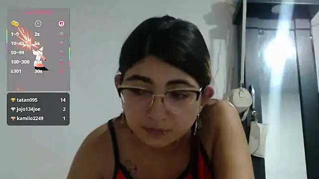 esteni online show from March 19, 2025, 4:57 am