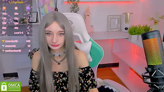 Katia Kim online show from February 11, 2025, 9:42 am