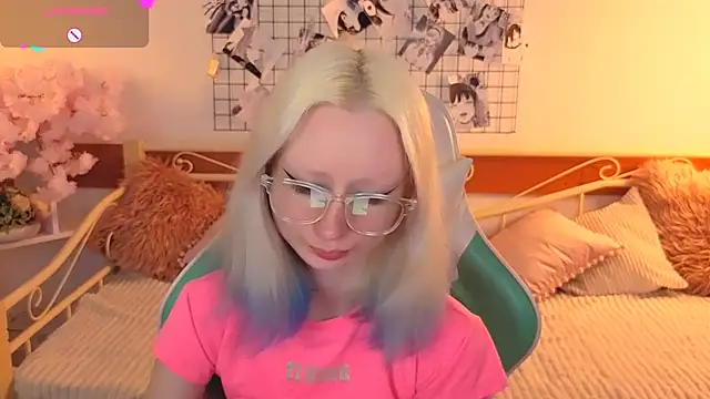 Katia Kim online show from February 24, 2026, 6:22 am