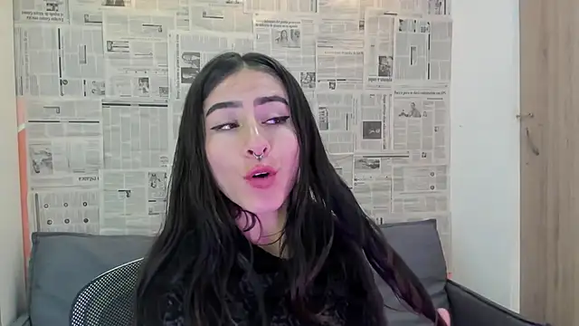 Mhelanny2 online show from December 30, 2024, 10:43 am