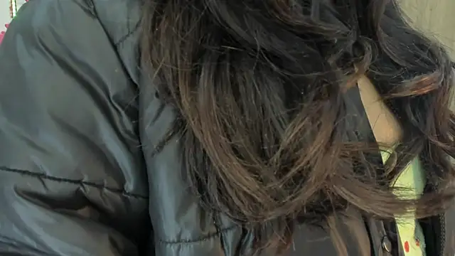 Mhelanny2 online show from March 8, 2025, 9:39 am