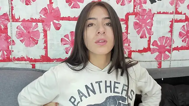 Mhelanny2 online show from March 9, 2025, 11:25 am