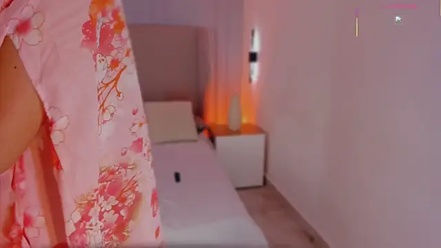 luisah  online show from February 18, 2026, 8:16 pm