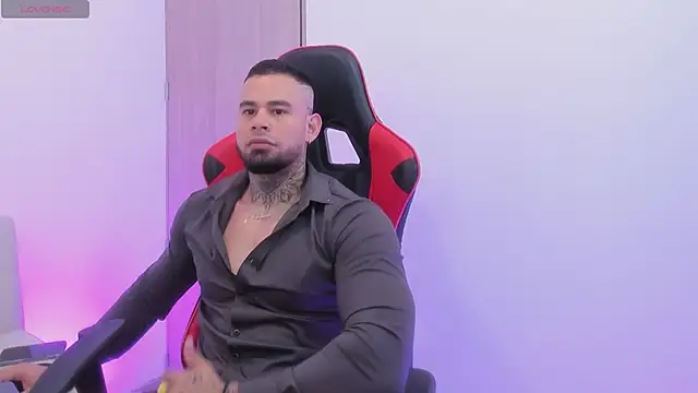 jeanpi01 online show from April 4, 2026, 3:49 am