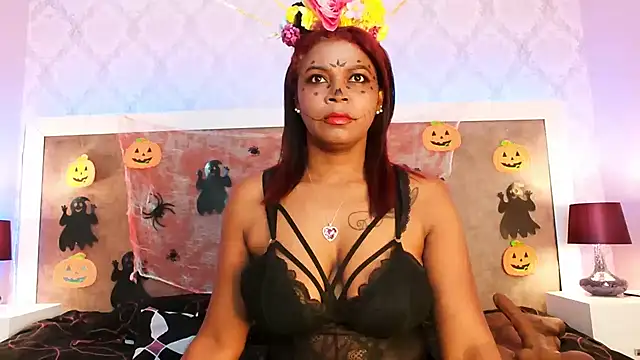 LisaBaileys online show from October 27, 2025, 11:47 am