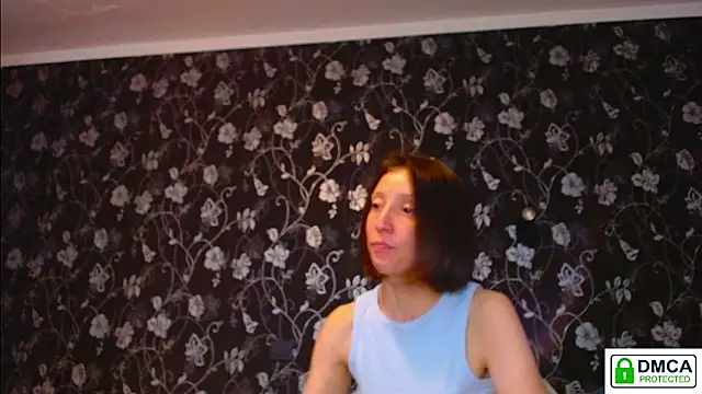 Sophi Cute online show from May 12, 2026, 1:08 pm