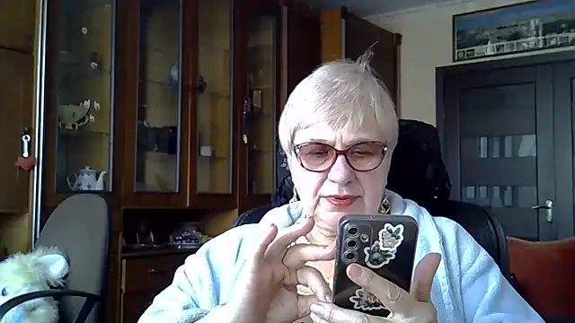 SweetCherry27 online show from March 14, 2025, 9:46 am