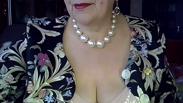 SweetCherry27 online show from March 19, 2025, 4:47 am
