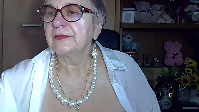 SweetCherry27 online show from November 28, 2025, 5:32 am